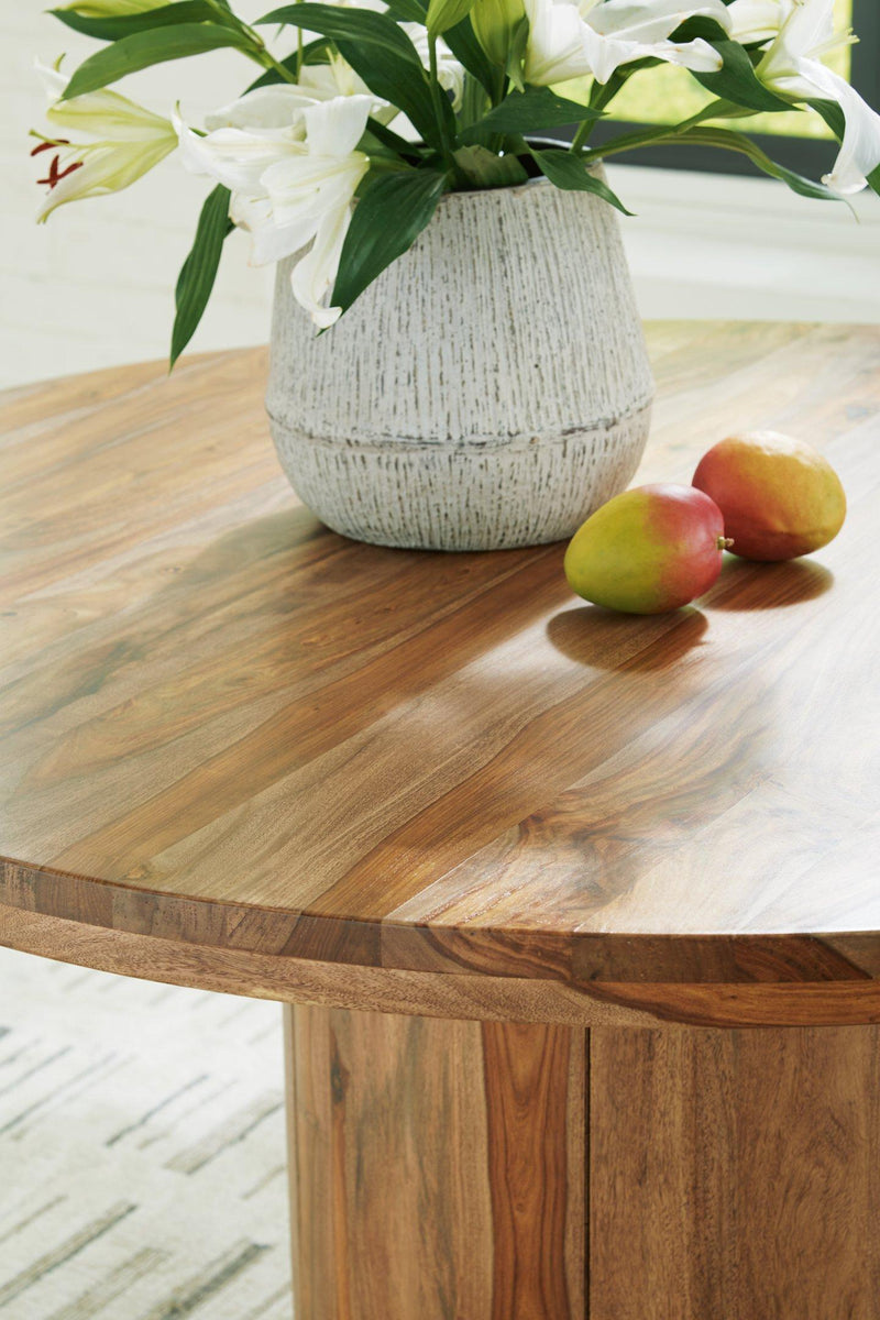 Dressonni Dining Room Set