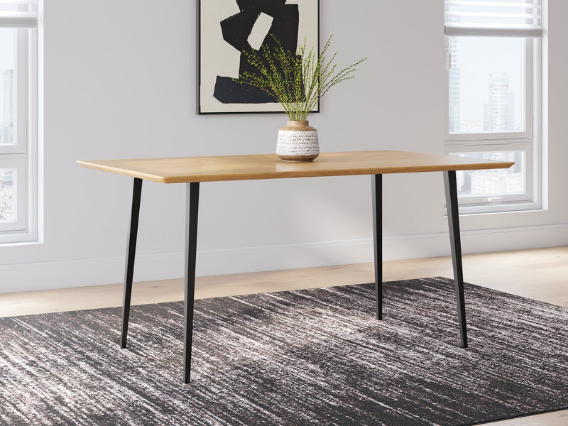 Gretlynn Dining Table